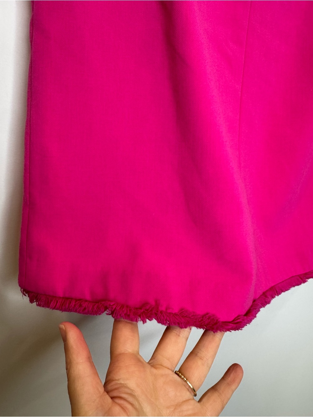 Victoria Beckham Target Sleeveless Hot Pink Shell Top fringe bottom sz small - Picture 4 of 7